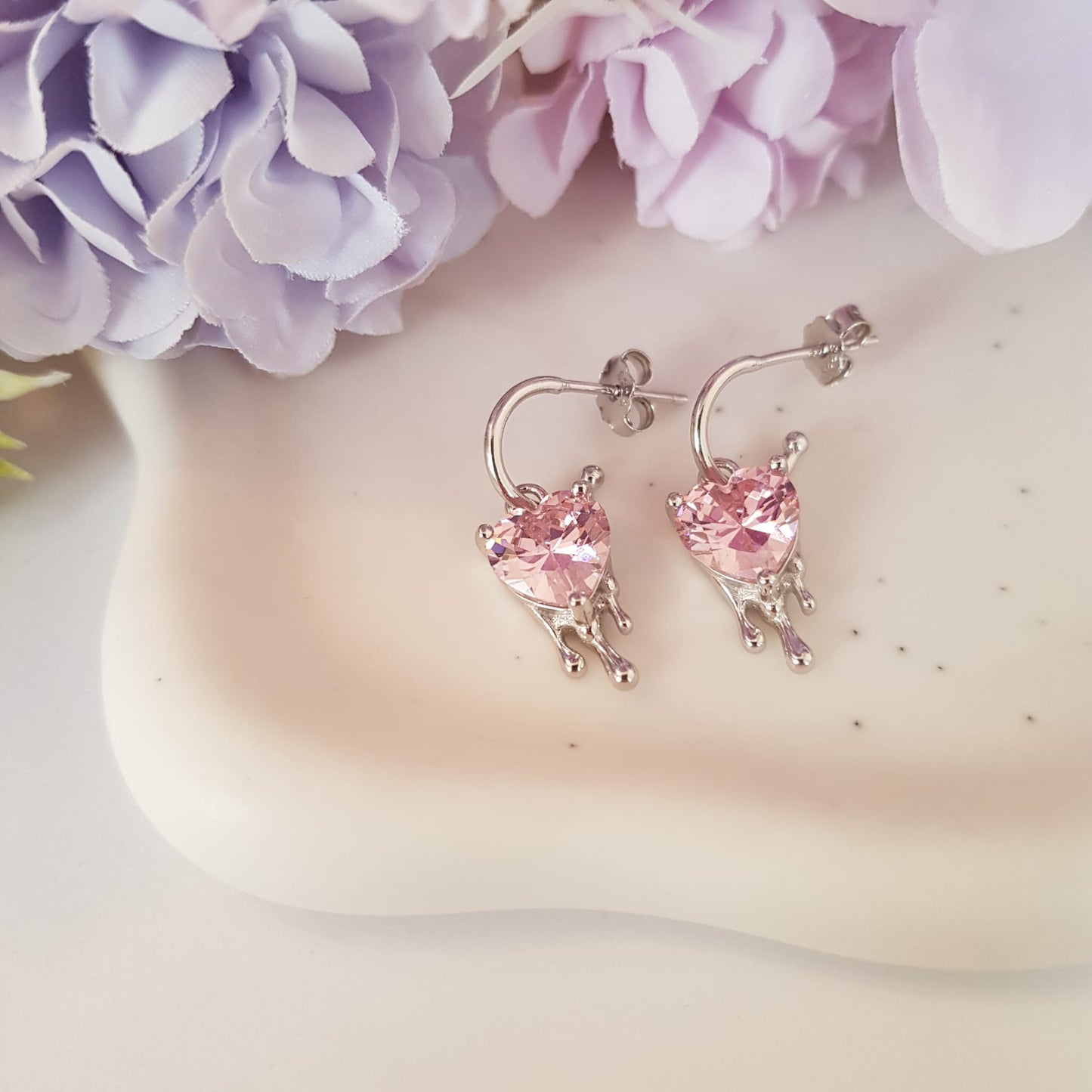 Earrings Dripping Heart baby pink