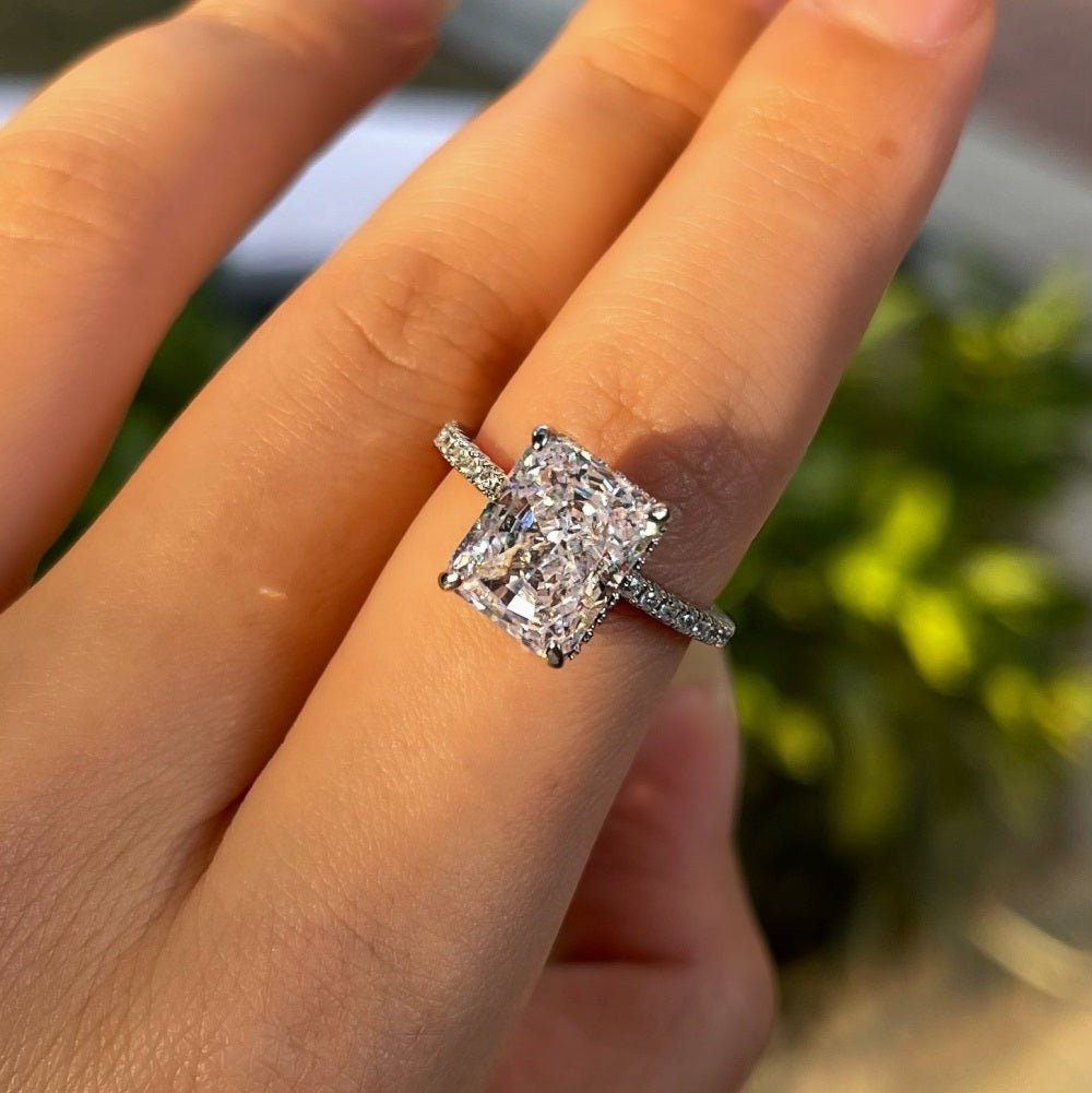 Ring London Crystal White