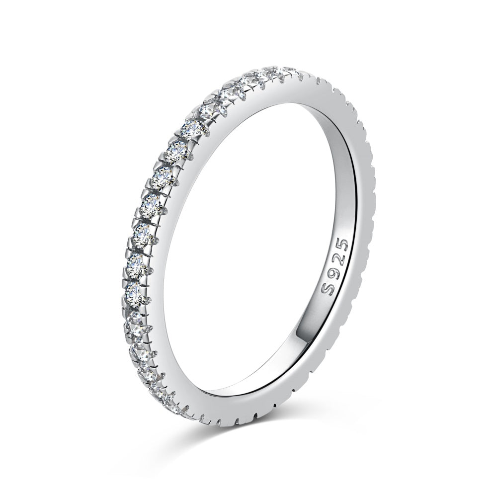 Pavéring Crystal White