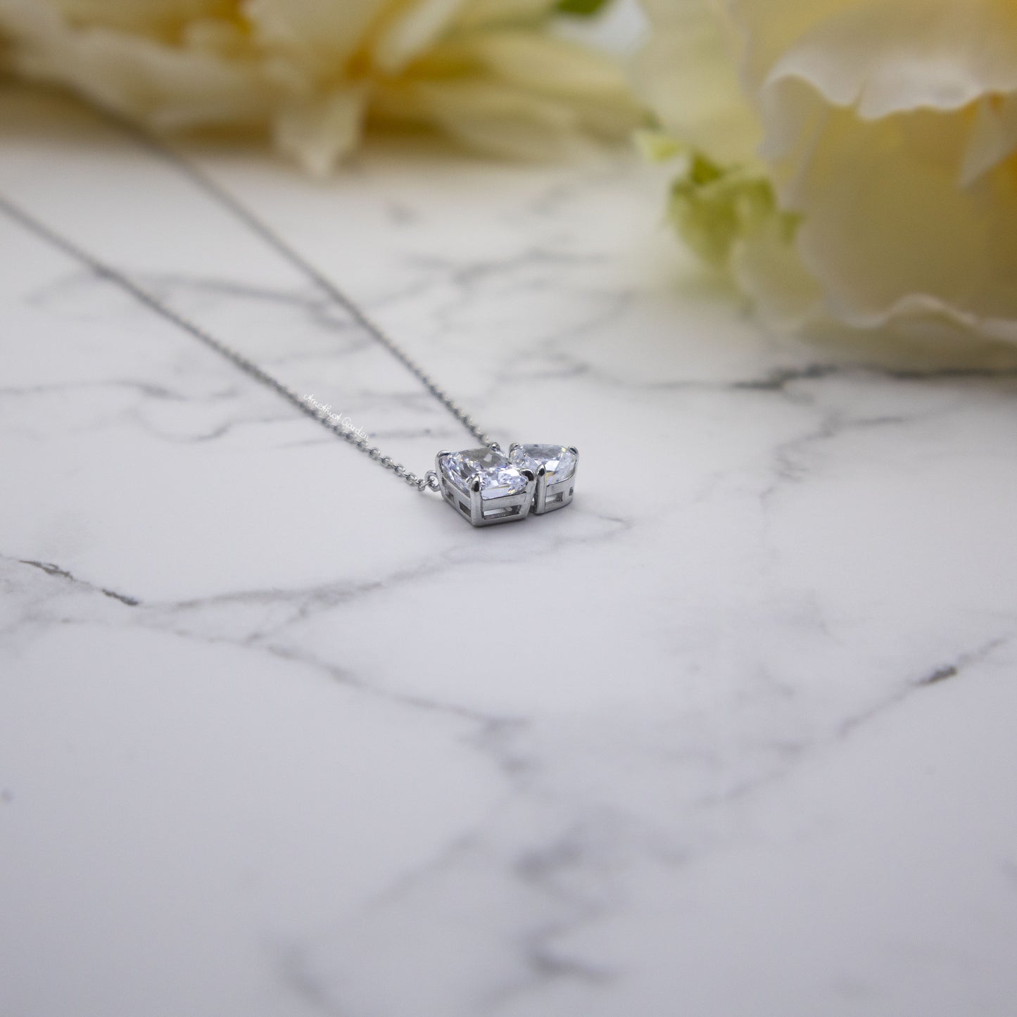 Kette Ariana Kristallweiß