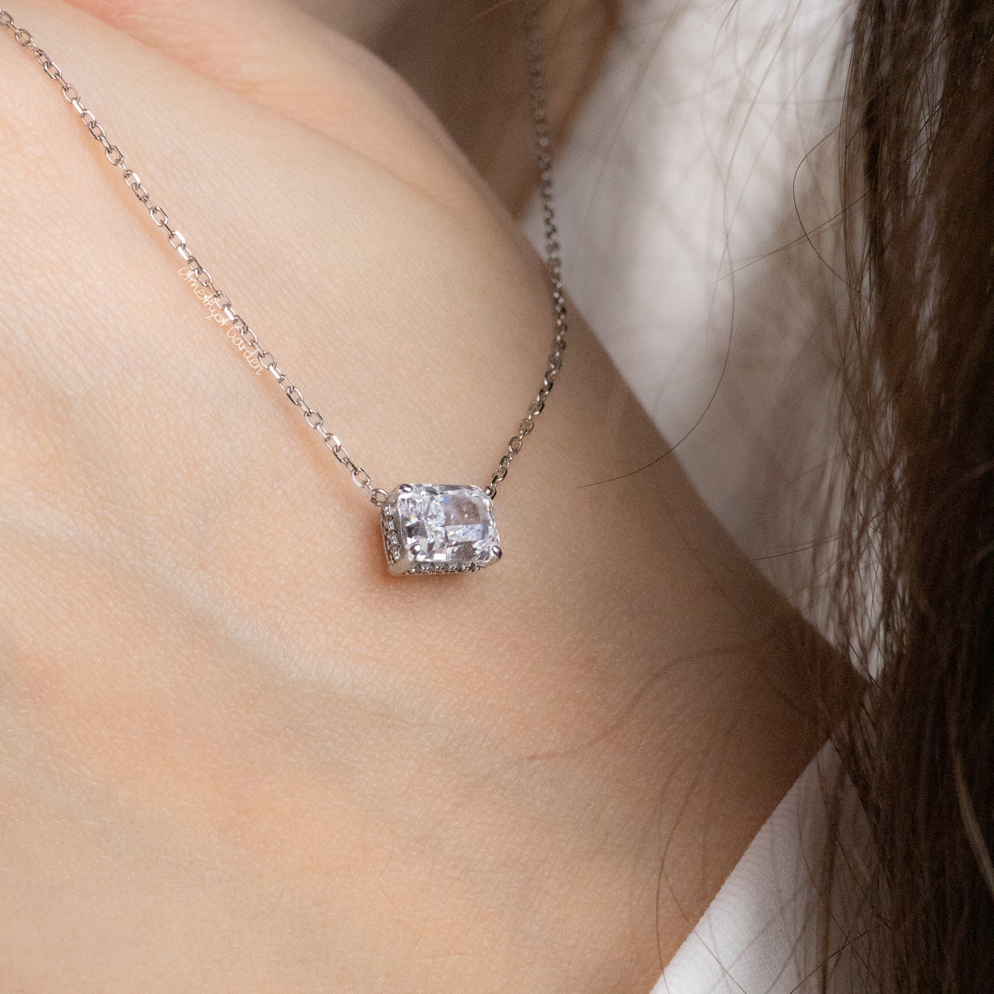 Necklace Chloe Crystal White