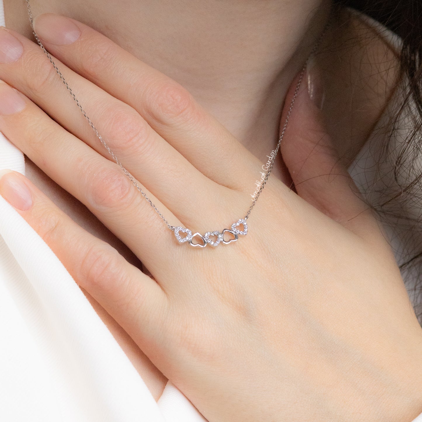 Necklace Pavé Hearts Crystal White