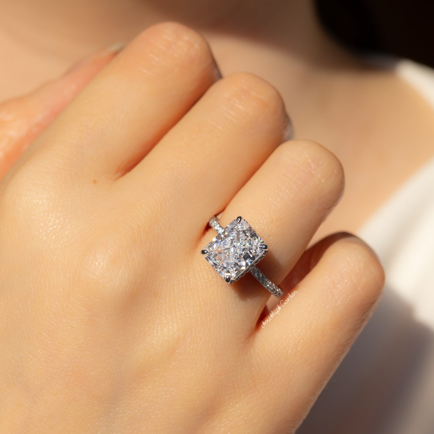 Ring London Crystal White