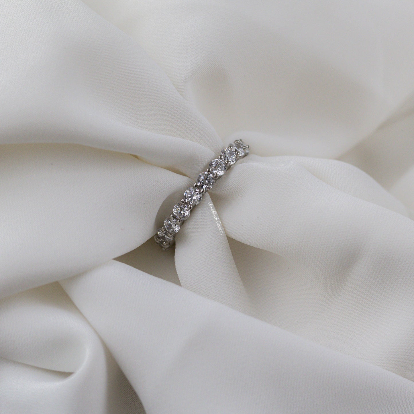 Ring Mia Crystal White
