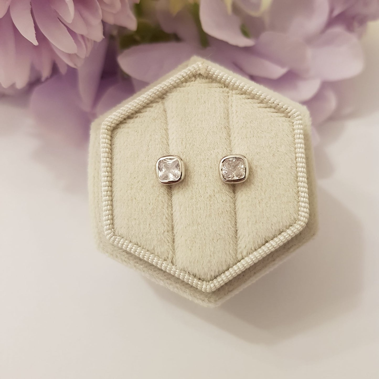 Earrings Kristina Crystal White