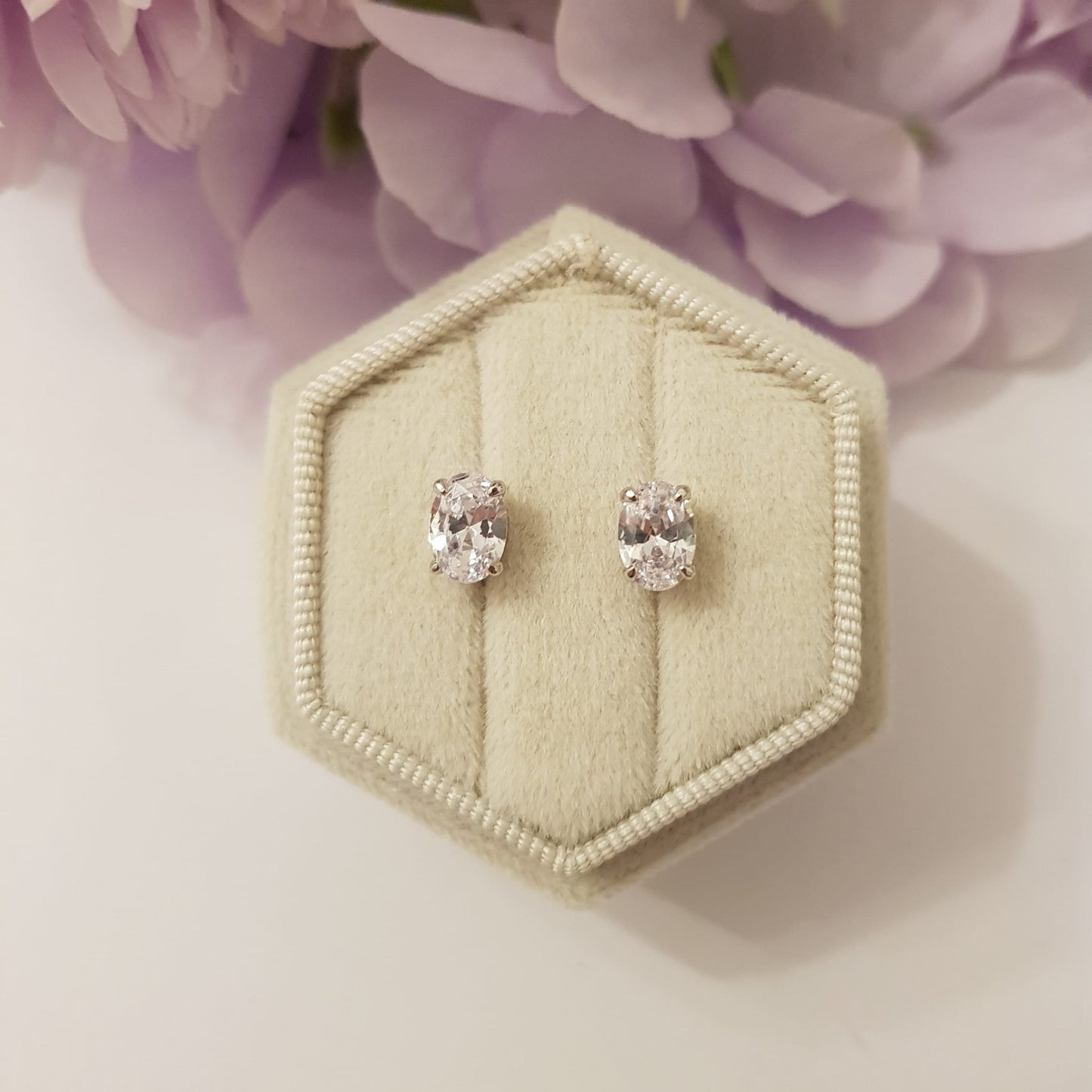 Earrings Kim Crystal White