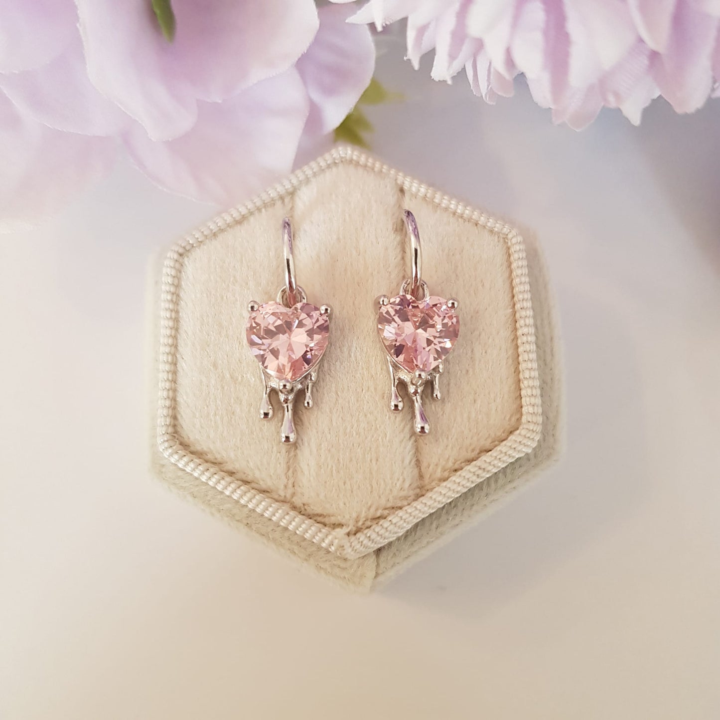 Earrings Dripping Heart baby pink