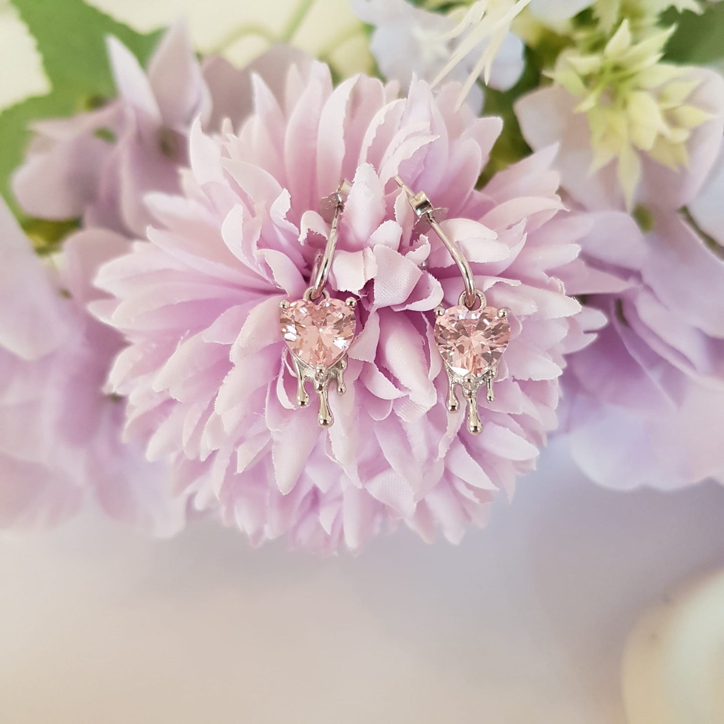 Earrings Dripping Heart baby pink